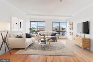 777 7th St NW Unit 1020, Washington, DC 20001