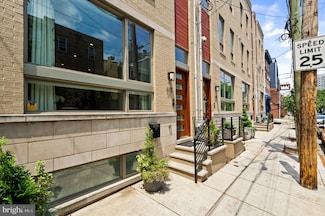 622 S 7th St, Philadelphia, PA 19147