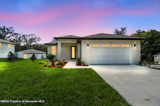 145 N Orange Ave, Brooksville, FL 34601