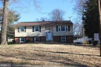 192 Campus Green Dr, Arnold, MD 21012