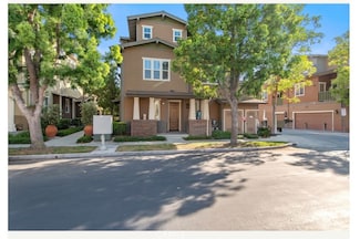 357 Flyers Ln Unit 357, Tustin, CA 92782