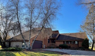 3661 Pitzen Rd, Johnsburg, IL 60051