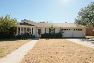2123 NW C Ave, Seminole, TX 79360