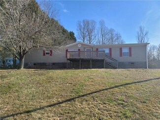 6126 Cain Forest Dr, Walkertown, NC 27051