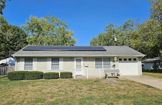 2422 E Green St, Urbana, IL 61802