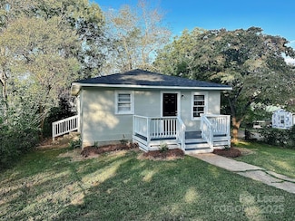 102 Booker Ave, Lexington, NC 27292