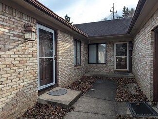 34-36 Keene Dr, Westerville, OH 43081