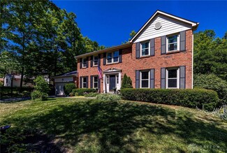 6400 Paxton Woods Dr, Loveland, OH 45140