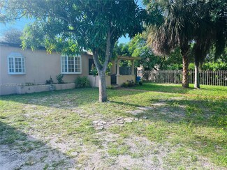 12540 W Randall Park Dr, Miami, FL 33167