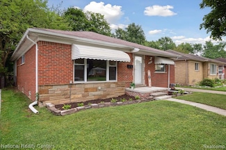 24000 Morton St, Oak Park, MI 48237