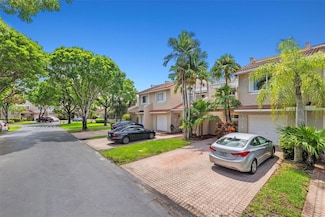10226 NW 52nd Ln, Doral, FL 33178