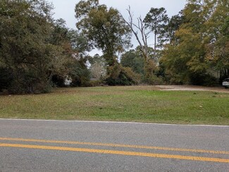 609 Sumrall Rd, Columbia, MS 39429