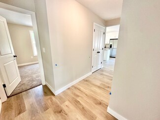 30 Copley Dr, Dover, NH 03820