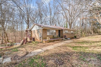 100 Ponder Rd, Grover, NC 28073