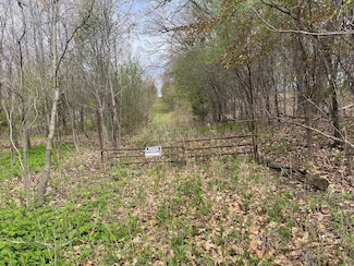 Gil's Way, Cross Plains, WI 53528
