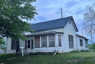 313 N Walnut St, Creston, IA 50801