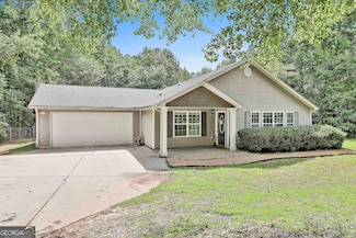 2551 Luther Bailey Rd, Senoia, GA 30276