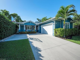 2499 10th St N, Naples, FL 34103
