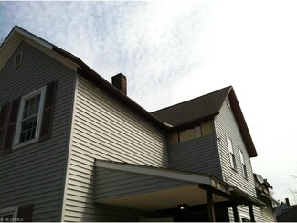 2983 E 57th St, Cleveland, OH 44127