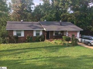 16 Buxton Ct, Greenville, SC 29611