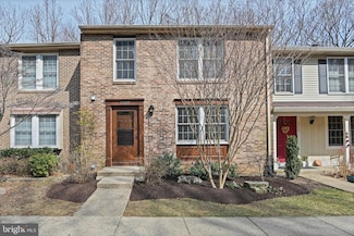 2327 Middle Creek Ln, Reston, VA 20191