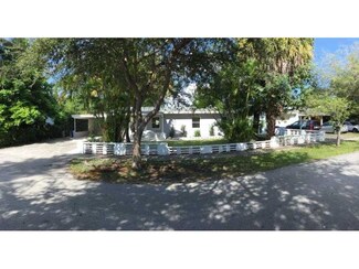 1845 NE 154th St, North Miami Beach, FL 33162