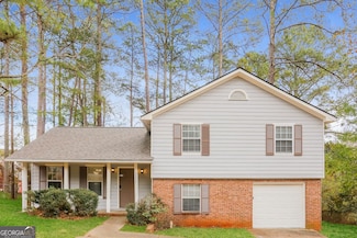 2453 Crestdale Cir SE, Atlanta, GA 30316