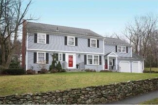 48 Westgate Rd, Wellesley Hills, MA 02481