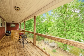 91 Creekside View Ln, Decaturville, TN 38329