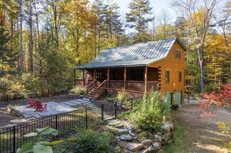 16 Far Echo Rd, Moultonborough, NH 03254