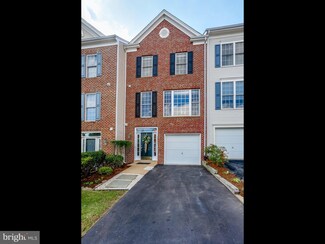 7337 Ardglass Dr, Lorton, VA 22079