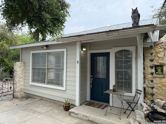 423 W Craig Place Unit 4, San Antonio, TX 78212
