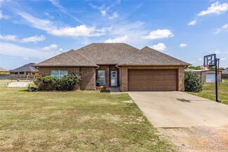 247 Eagle Loop Dr, Durant, OK 74701