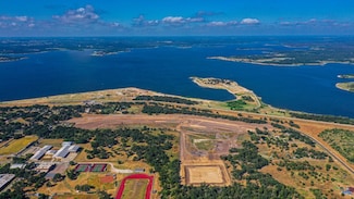 701 Lake Day Dr, Somerville, TX 77879