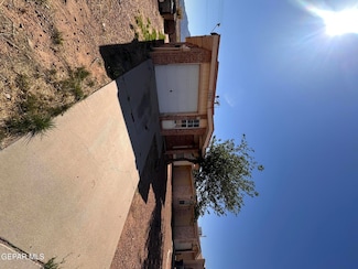 10967 Stonebridge Dr, El Paso, TX 79934