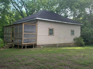 712 Searcy Ave, Griffin, GA 30223