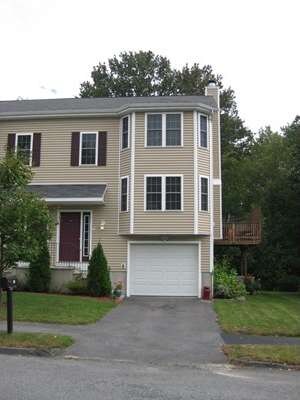 16 Sophia Dr, Worcester, MA 01607
