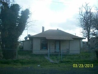 7 2nd St, Touchet, WA 99360