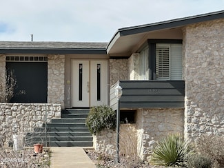 1005 Singing Hills Dr, El Paso, TX 79912