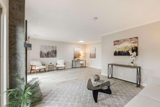 3162 Phoenix Ln, Alameda, CA 94502