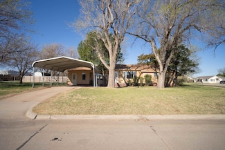 1203 19th St, Woodward, OK 73801