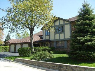 13201 N Country Club Ct Unit 2B, Palos Heights, IL 60463