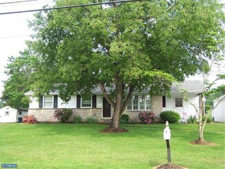 319 Frog Hollow Rd, Phoenixville, PA 19460