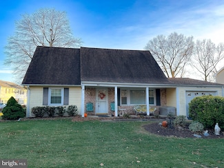 13309 Melville Ln, Fairfax, VA 22033