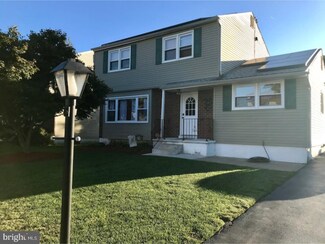 35 Luray Rd, New Castle, DE 19720
