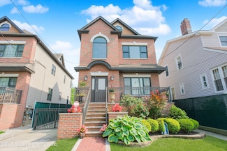 50 Pleasant St, Staten Island, NY 10308