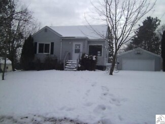 212 W Redwing St, Duluth, MN 55803