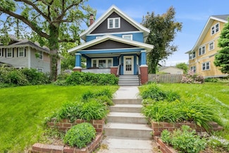 2039 Bever Ave SE, Cedar Rapids, IA 52403