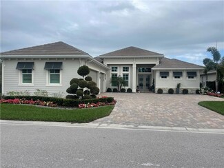 14584 Maxwell Ct, Naples, FL 34109