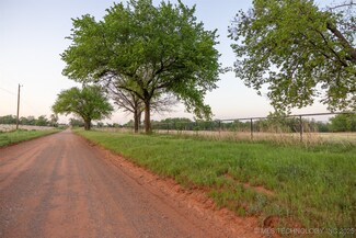 11 Westminster Ave, Guthrie, OK 73044